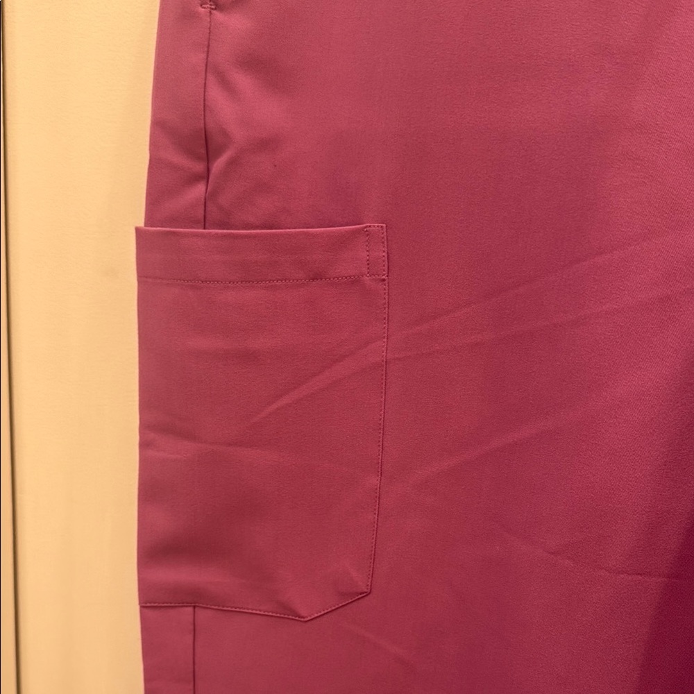 Mandala Jogger Scrubs - Picture 2 of 6